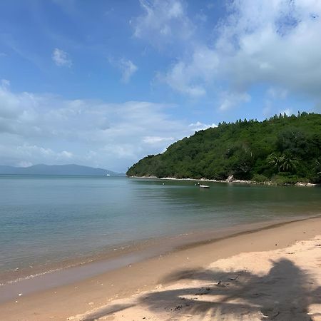 L'Edenroc Shelby Samui Beach Resort بوفوت المظهر الخارجي الصورة